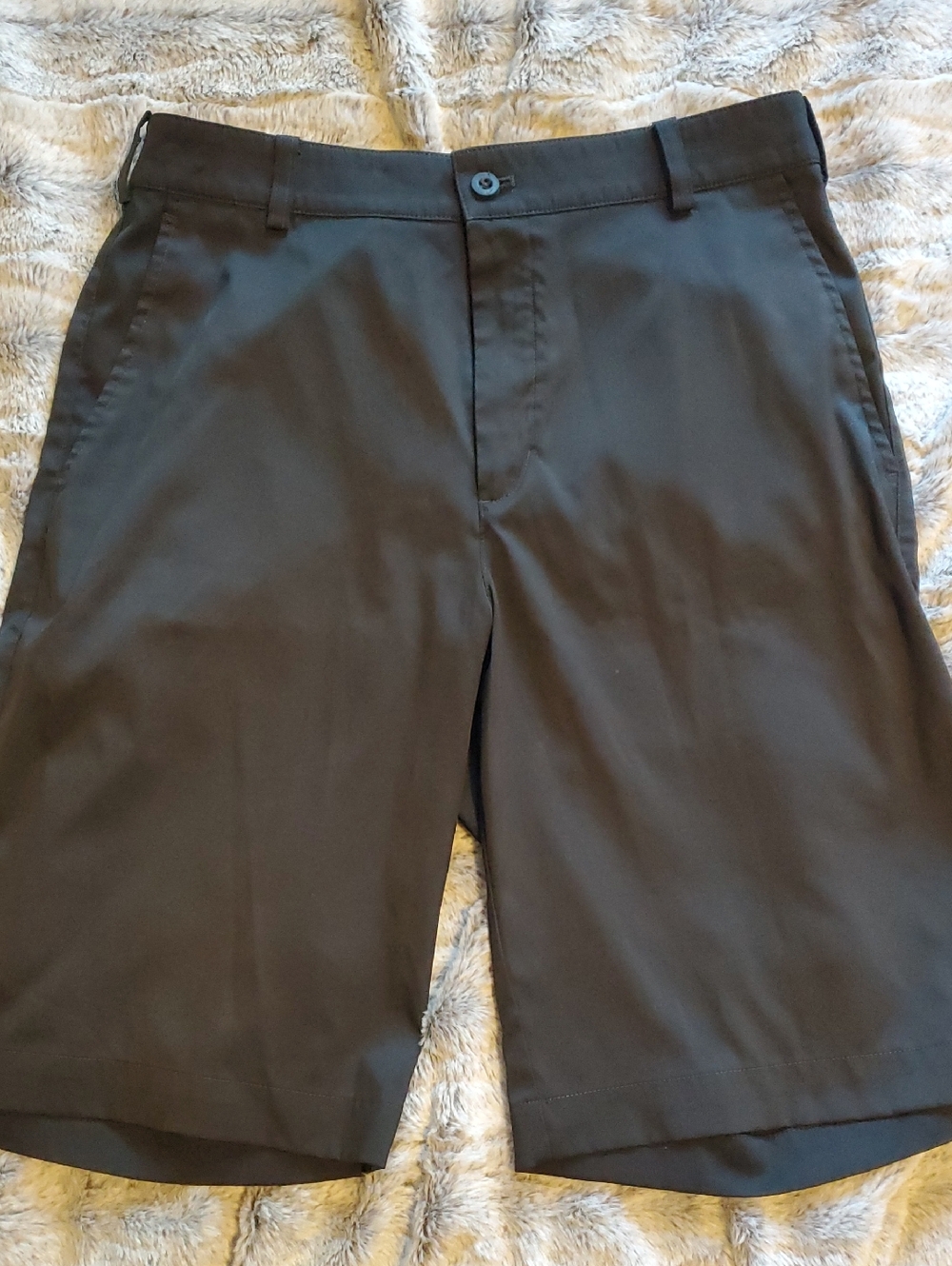 Nike Golf, Men's Black Tour Performance Shorts. Dri-fit 30